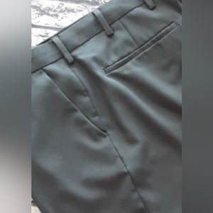 Men’s van Heusen dress pants